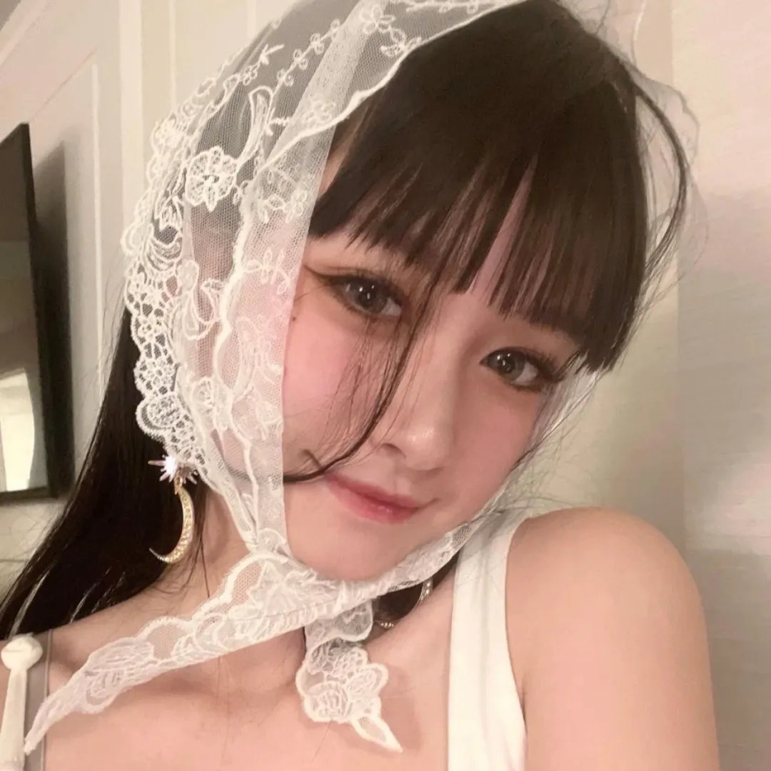 眼里余光都是你
